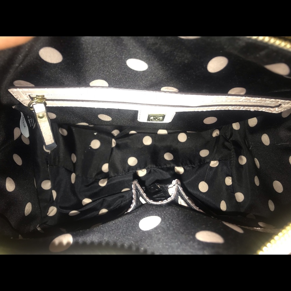 Front Runner Handbag - Picture 2 of 4